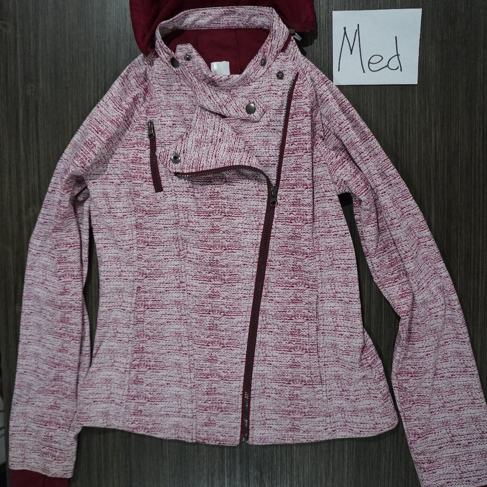 The Must-Have Jacket Of All Times! - image 1